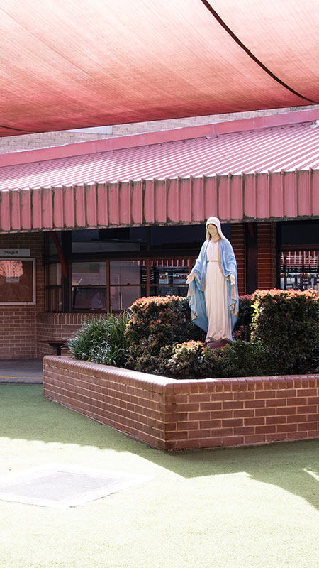 Penola Catholic College Emu Plains School Grounds. There is a statue of Mary.