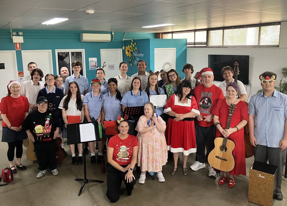 426118849529748_1356309216510702-1